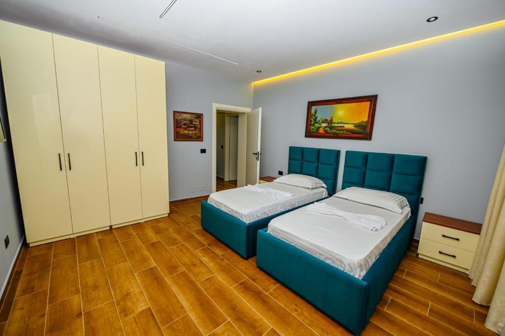 Mon Ami Boutique * Shkodër